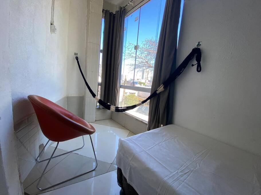 Apartamento Espacoso Ap Ar-condicionado Vitória